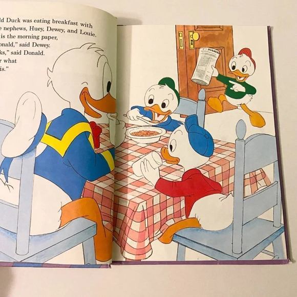 Vintage  80s Walt Disney Books Haunted House Party and Donald Ducks Bad Day - Picture 8 of 16
